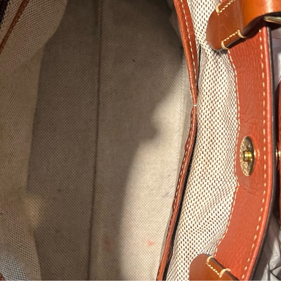 Dooney & Bourke Pebble Leather Satchel + Matching Pouch - Picture 9 of 11